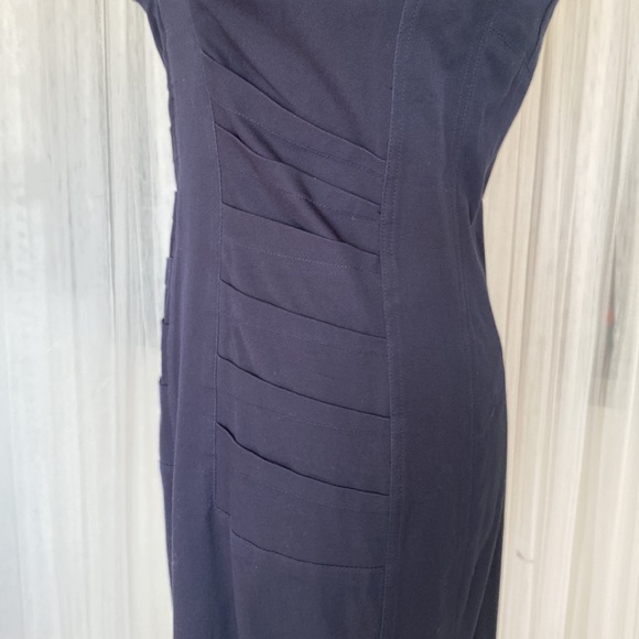 Tavan & Mitto sheath body contouring dark blue, sleeveless dress - Picture 13 of 17